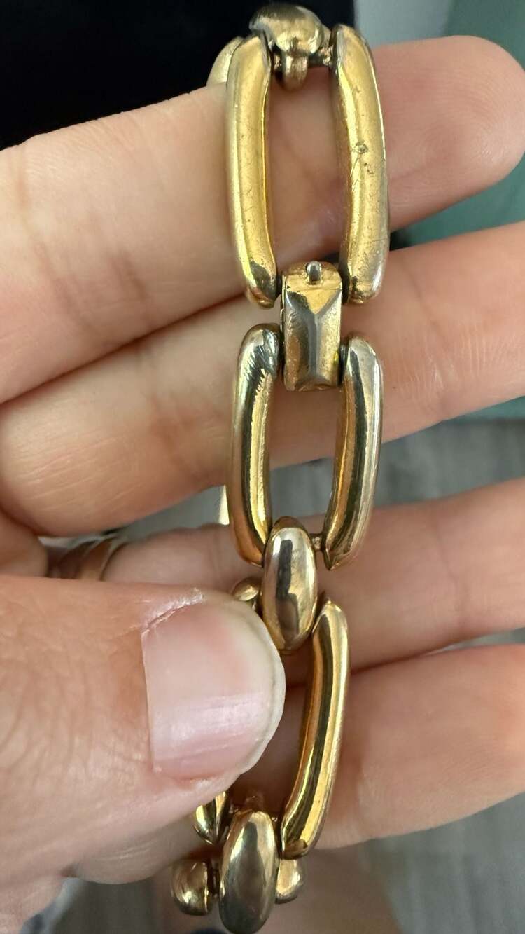 Vintage Trifari Gold Tone Chunky Link Statement Necklace - Picture 6 of 6
